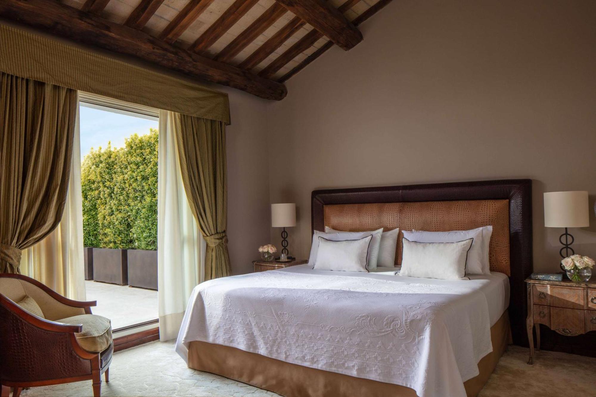 Anantara Palazzo Naiadi Rome Hotel - A Leading Hotel Of The World Exterior photo A bedroom at the Westin Palace, Rome